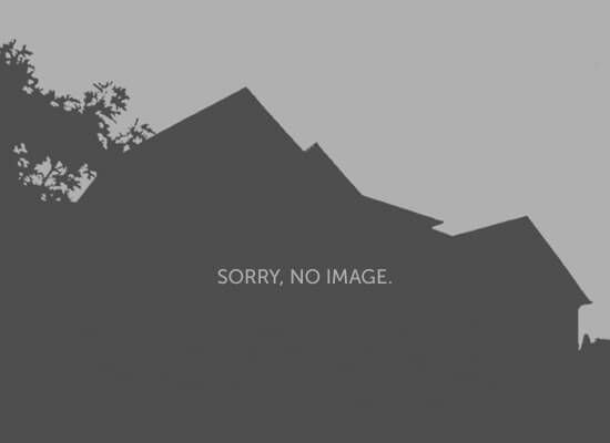 Rhododendron Dr, Oakland